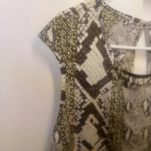 Michael Kors Snake Print Gold Chain Preowned SIZE L - Picture 5 of 5